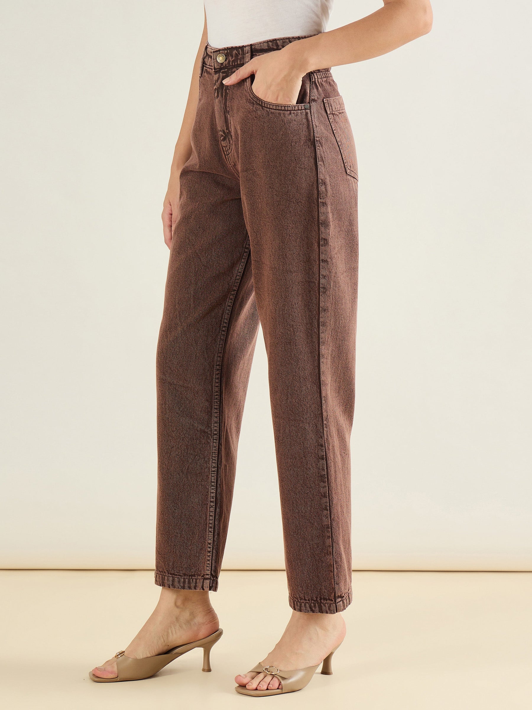 Brown Straight Fit Jeans-SASSAFRAS BASICS