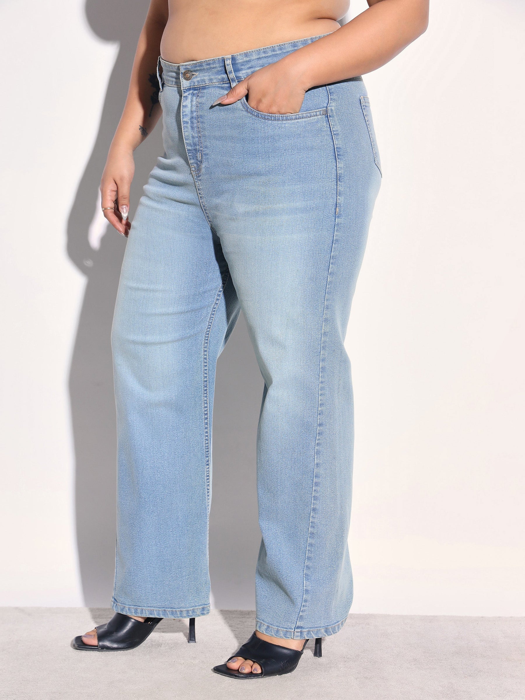 Green Wash Denim Straight Fit Jeans -SASSAFRAS Curve