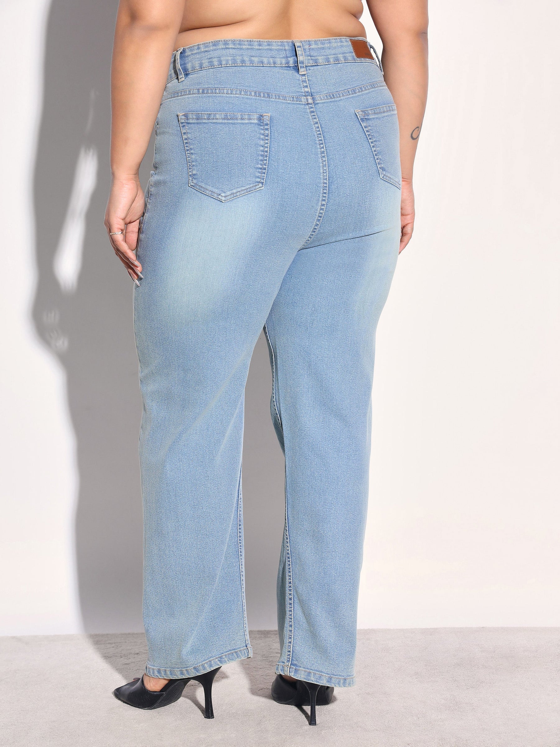 Green Wash Denim Straight Fit Jeans -SASSAFRAS Curve