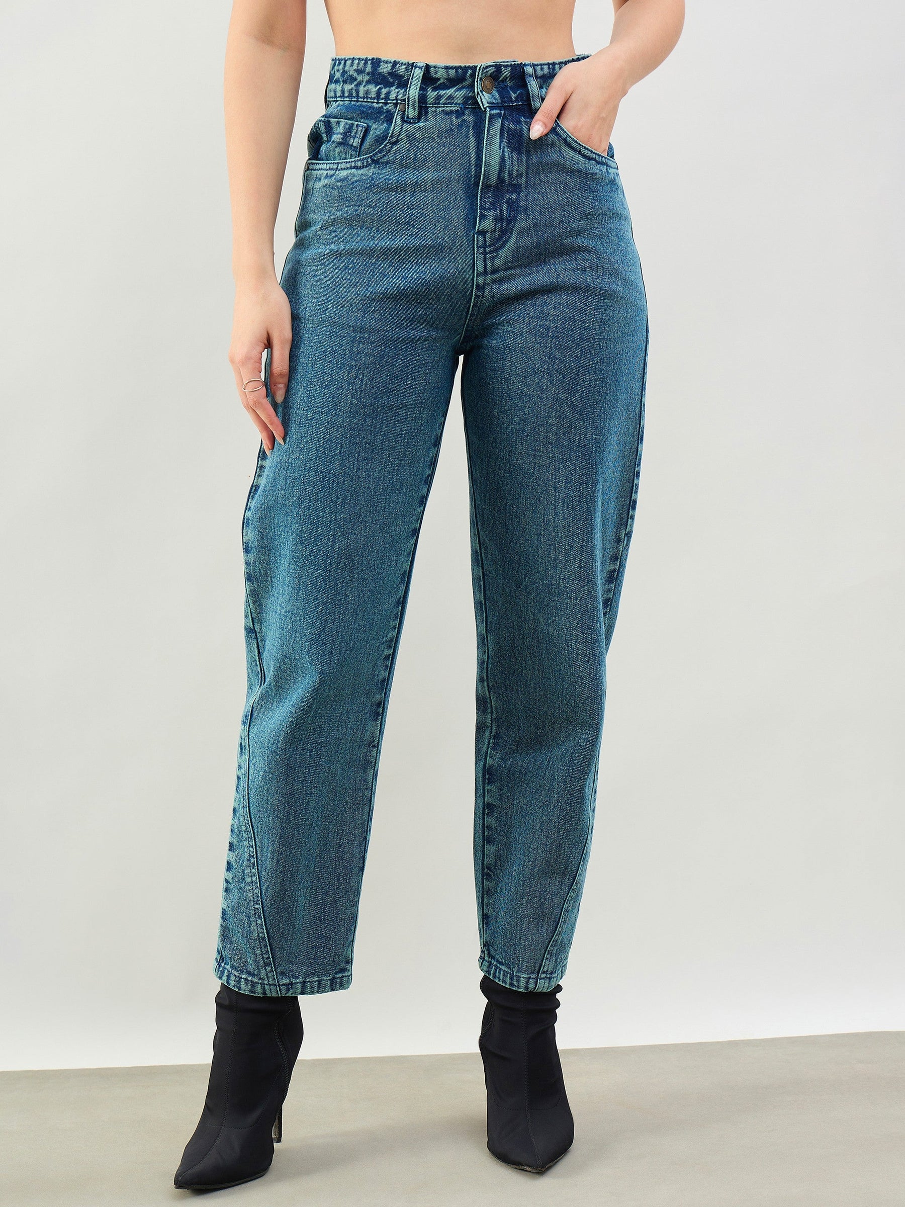 Women Green Wash Balloon Fit Jeans