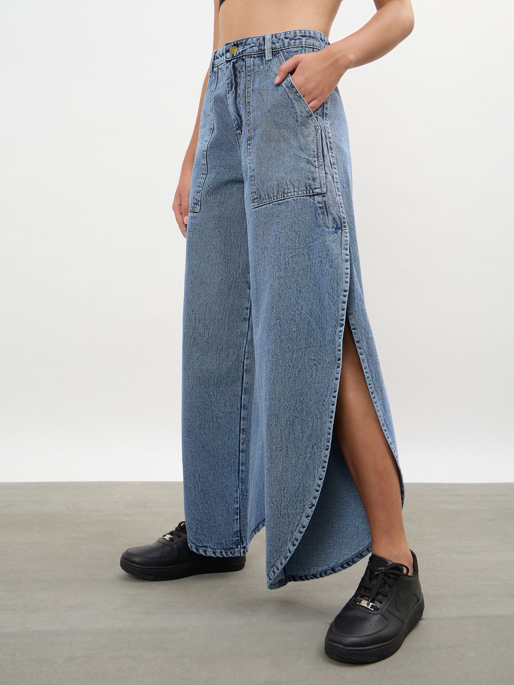 Blue Blast Washed Curve Detail Barrel Jeans-SASSAFRAS