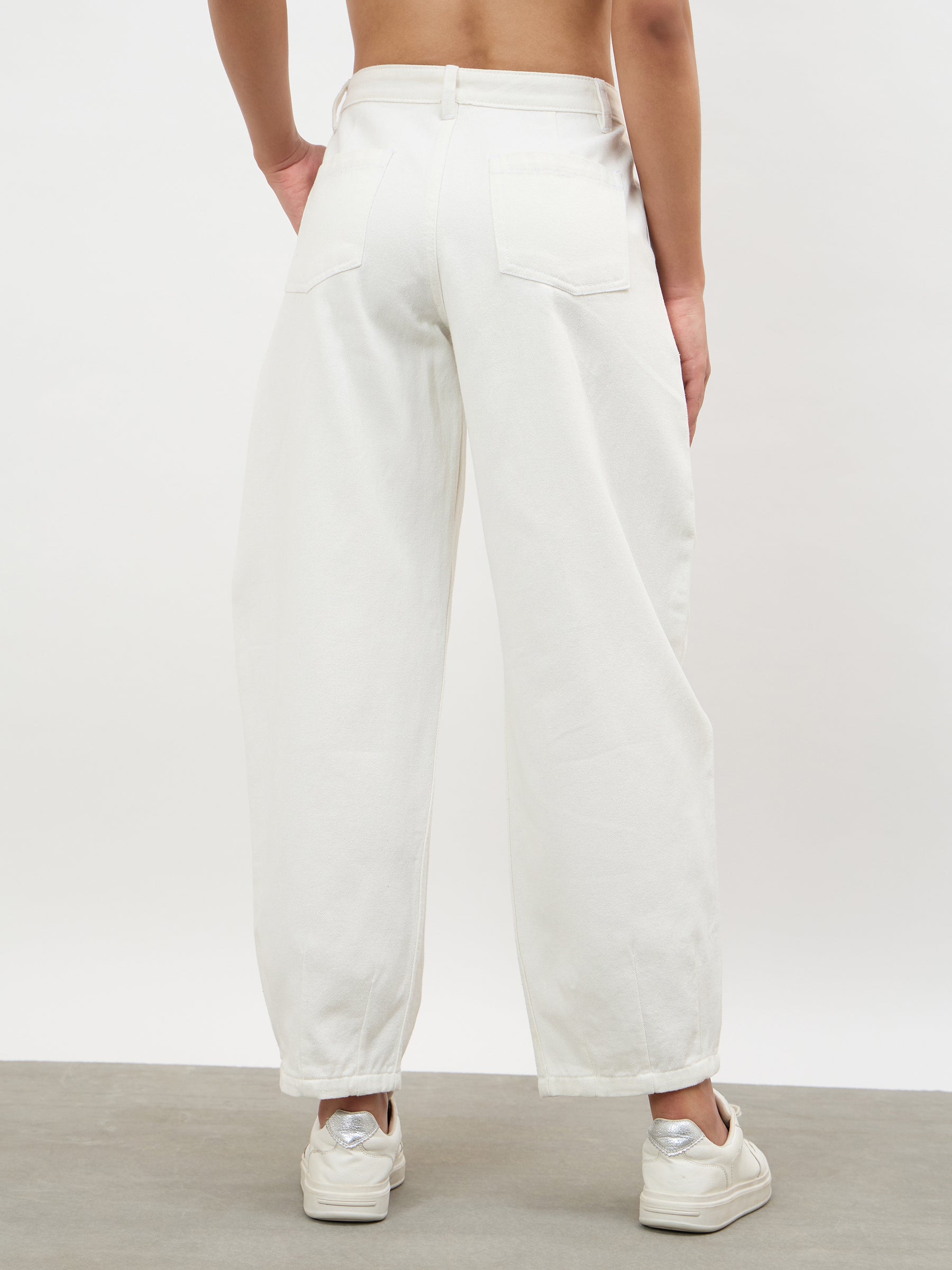 White Mid Rise Slouchy Fit Jeans -SASSAFRAS