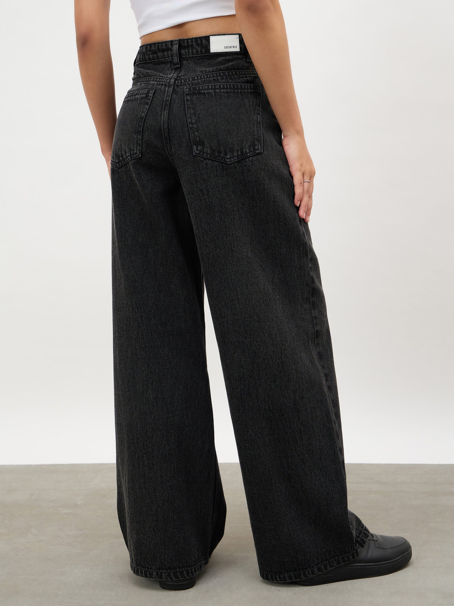 Black Wash Cross Waist Straight Jeans-SASSAFRAS