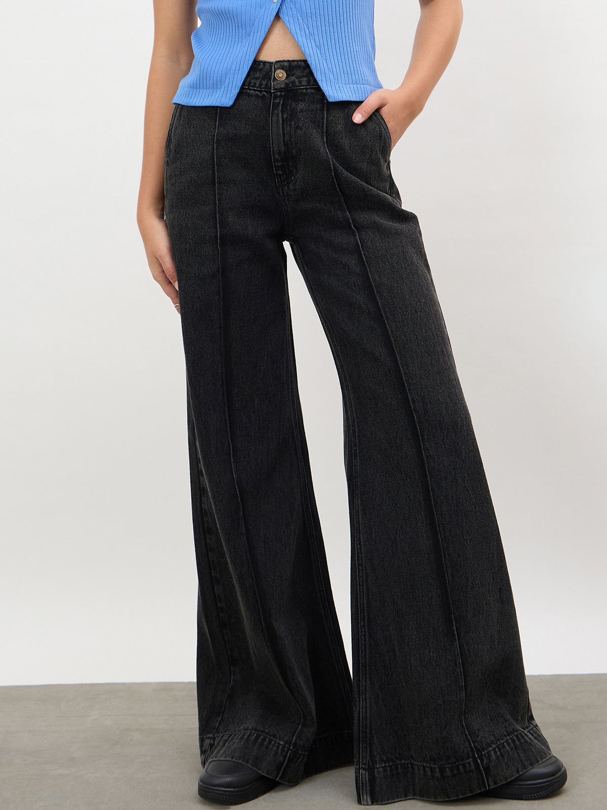 Black Wash Front Seam Bell Bottom Jeans-SASSAFRAS