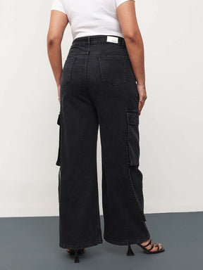 Black Wash Denim Cargo Straight Fit Jeans -SASSAFRAS Curve