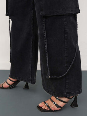 Women Black Wash Denim Cargo Straight Fit Jeans