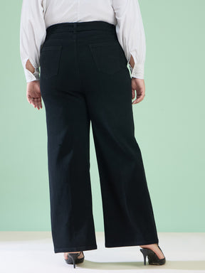Black Denim Straight Fit Jeans-SASSAFRAS Curve