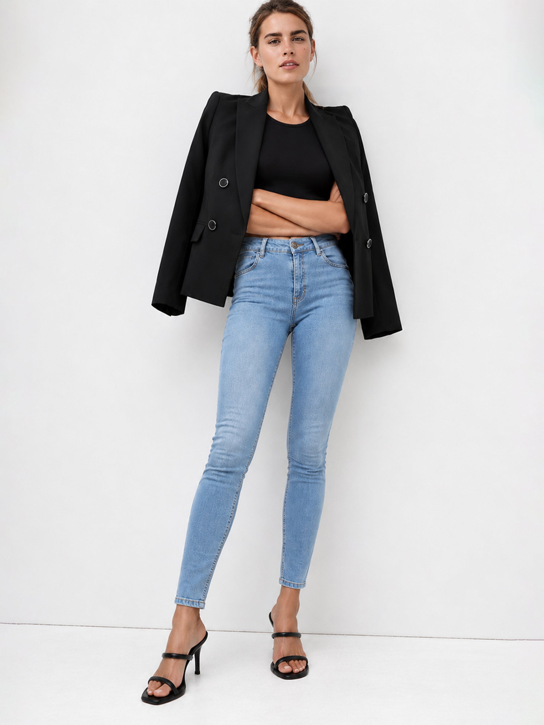 Blue Cropped Jeans-SASSAFRAS