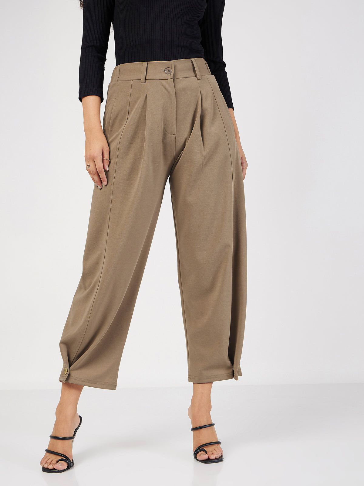 Women Beige Button Hem Darted Balloon Pants