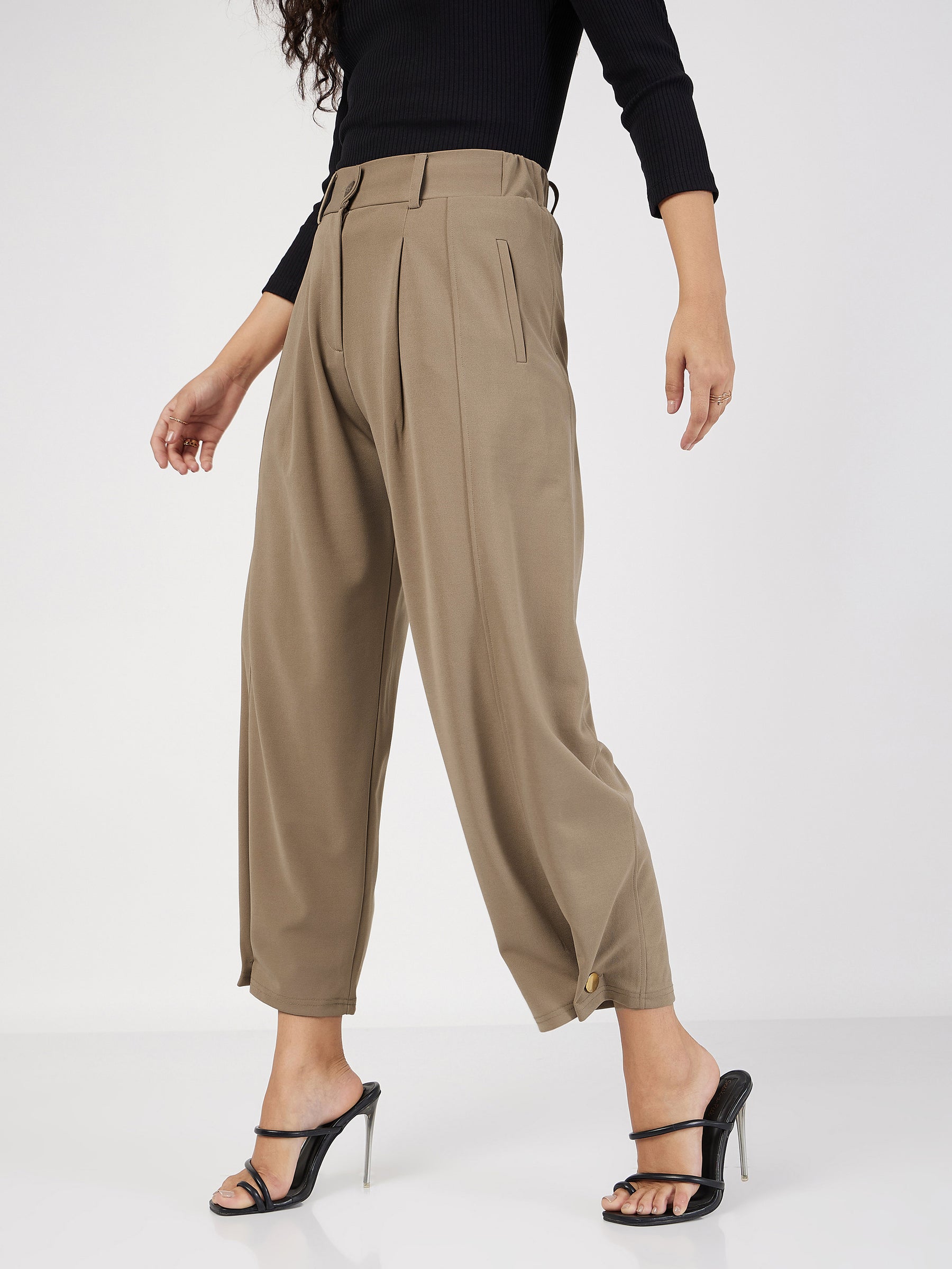 Women Beige Button Hem Darted Balloon Pants