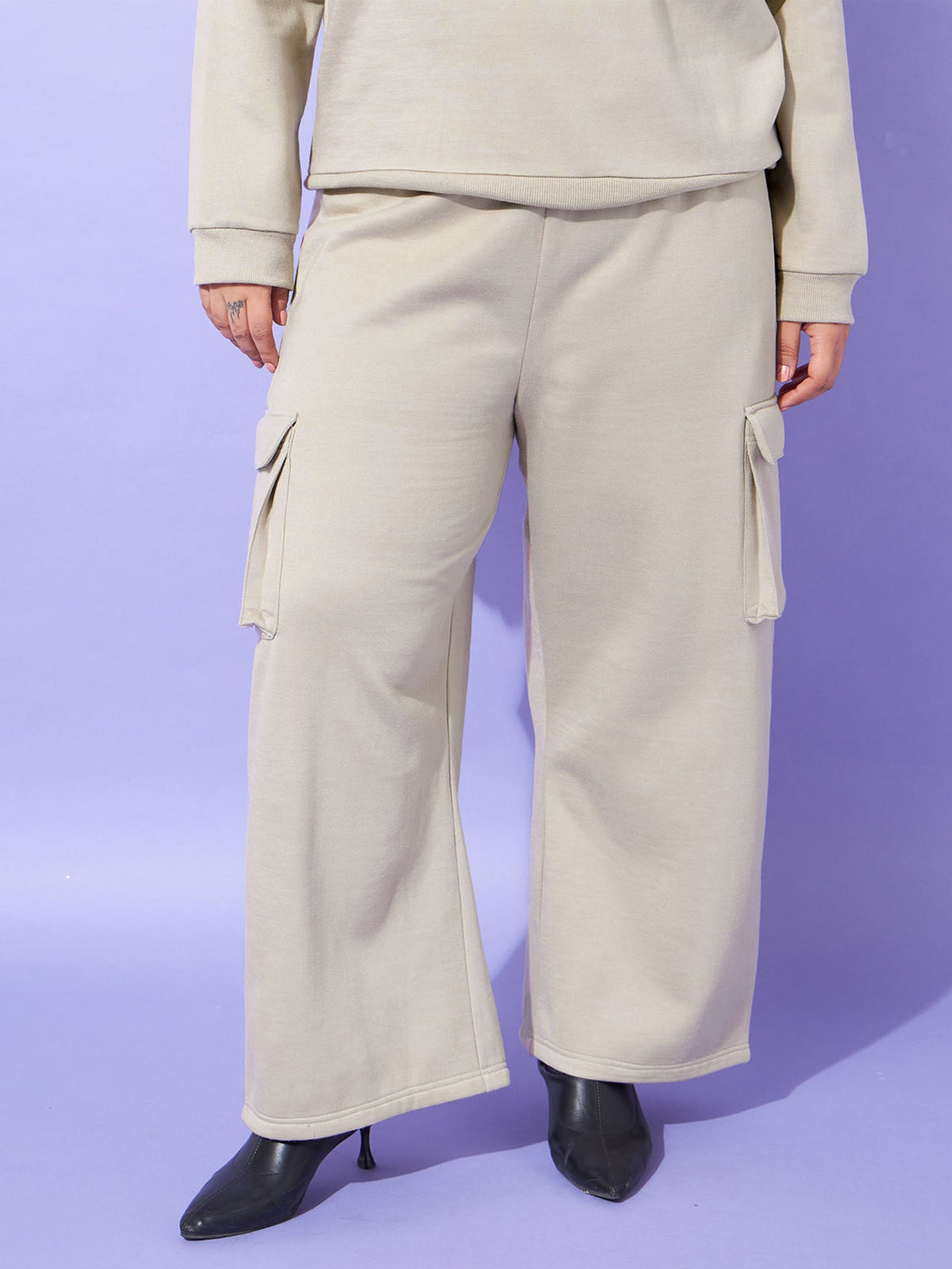 Grey Fleece Cargo Track Pants-SASSAFRAS Curve