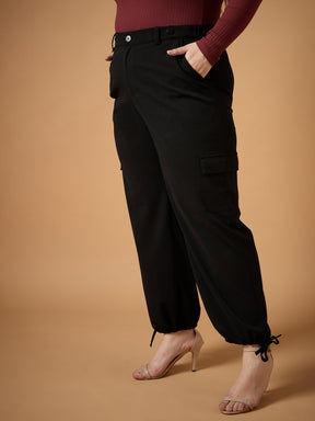 Black Solid Pull Hem Cargo Pants -SASSAFRAS Curve