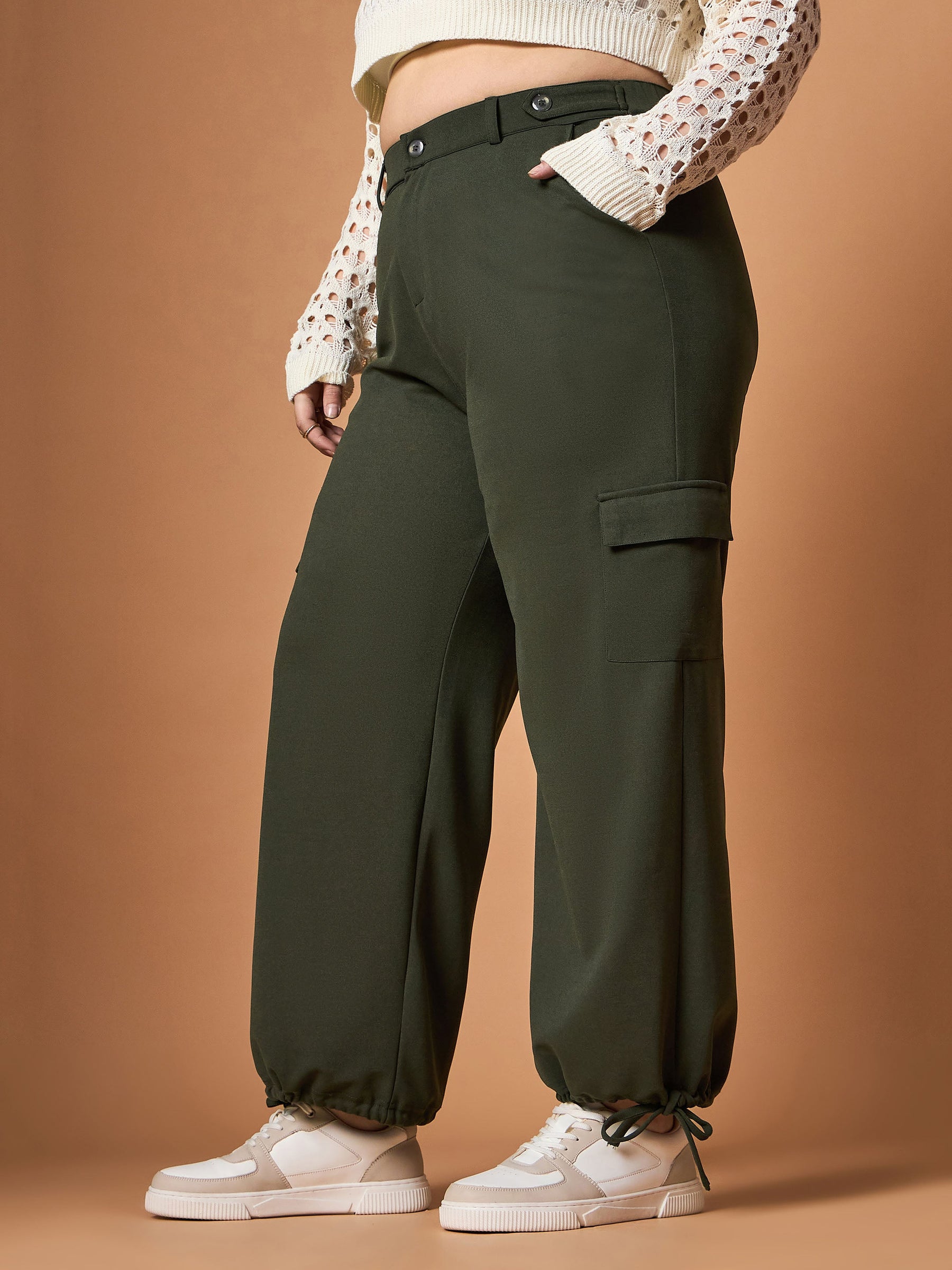 Olive Solid Pull Hem Cargo Pants -SASSAFRAS Curve