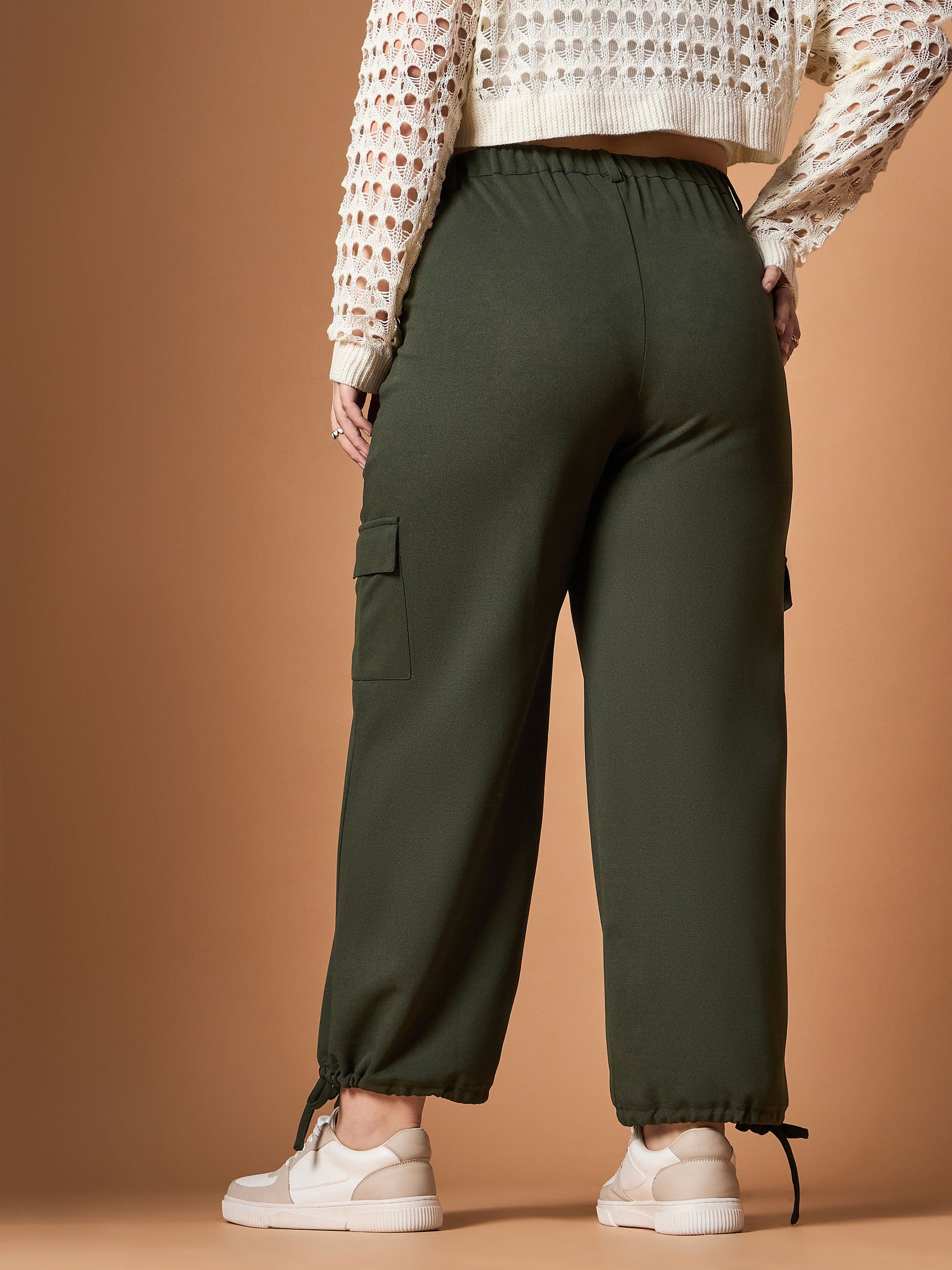 Olive Solid Pull Hem Cargo Pants -SASSAFRAS Curve