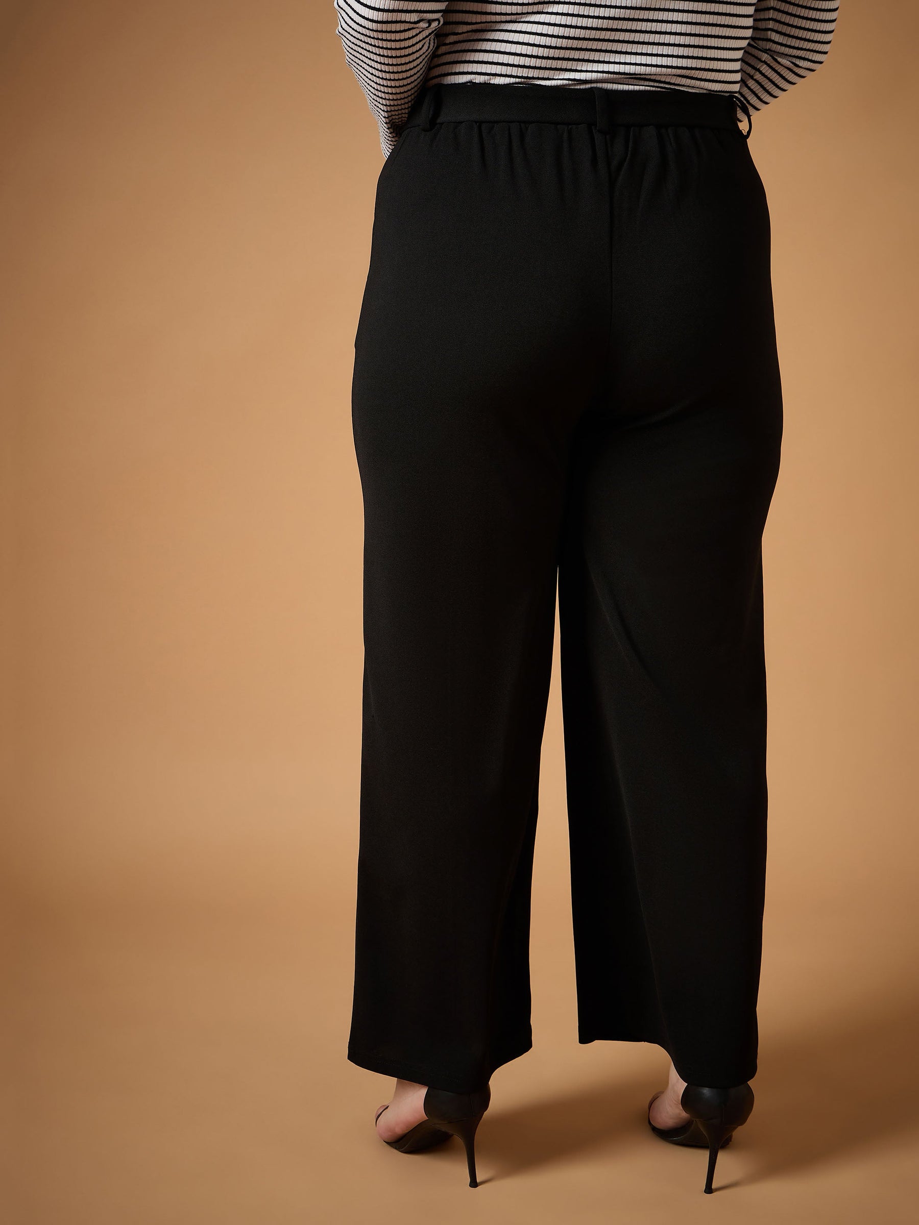 Black Belt Detail Straight Pants -SASSAFRAS Curve