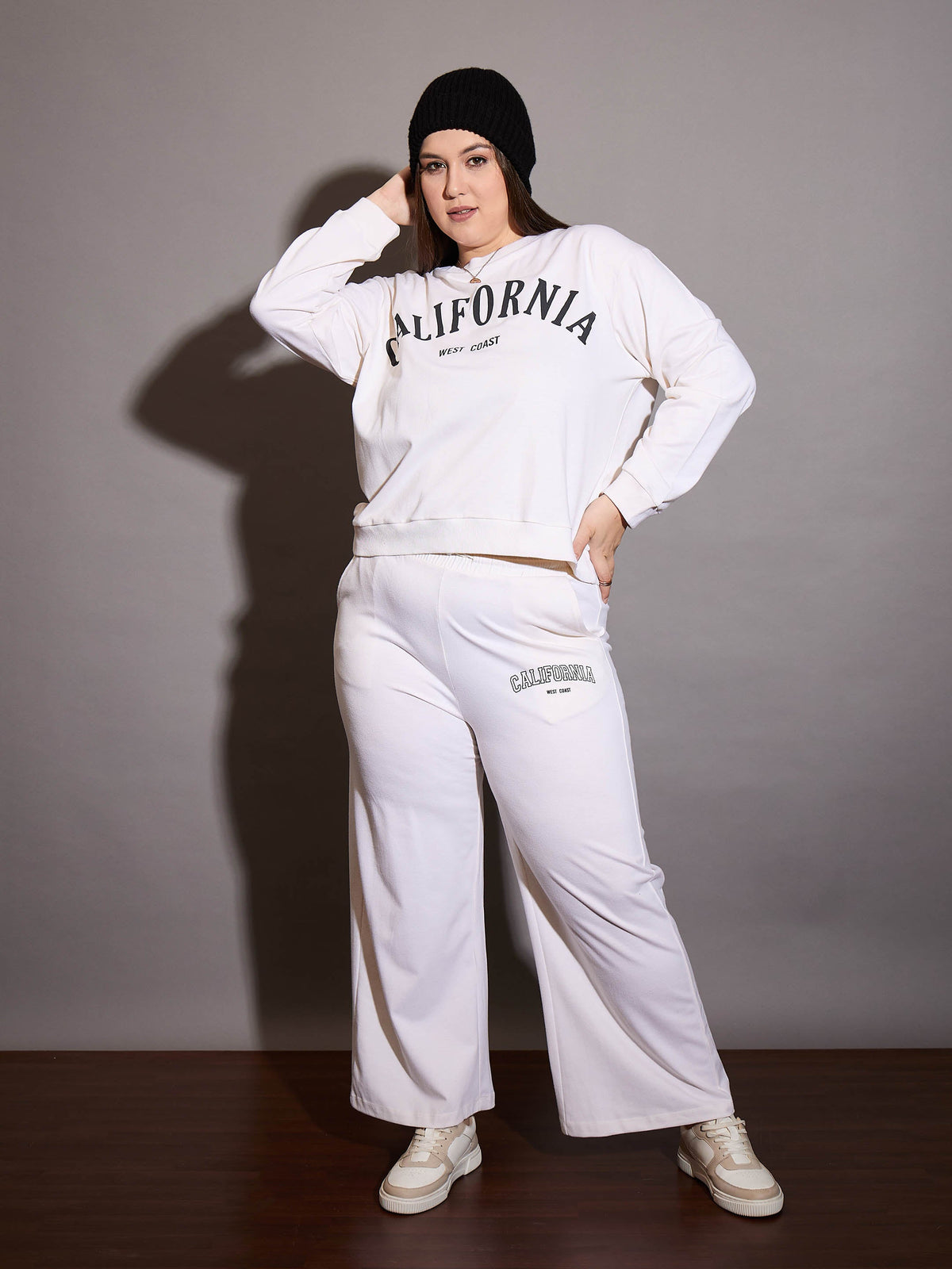 White CALIFORNIA Terry Track Pants-SASSAFRAS Curve