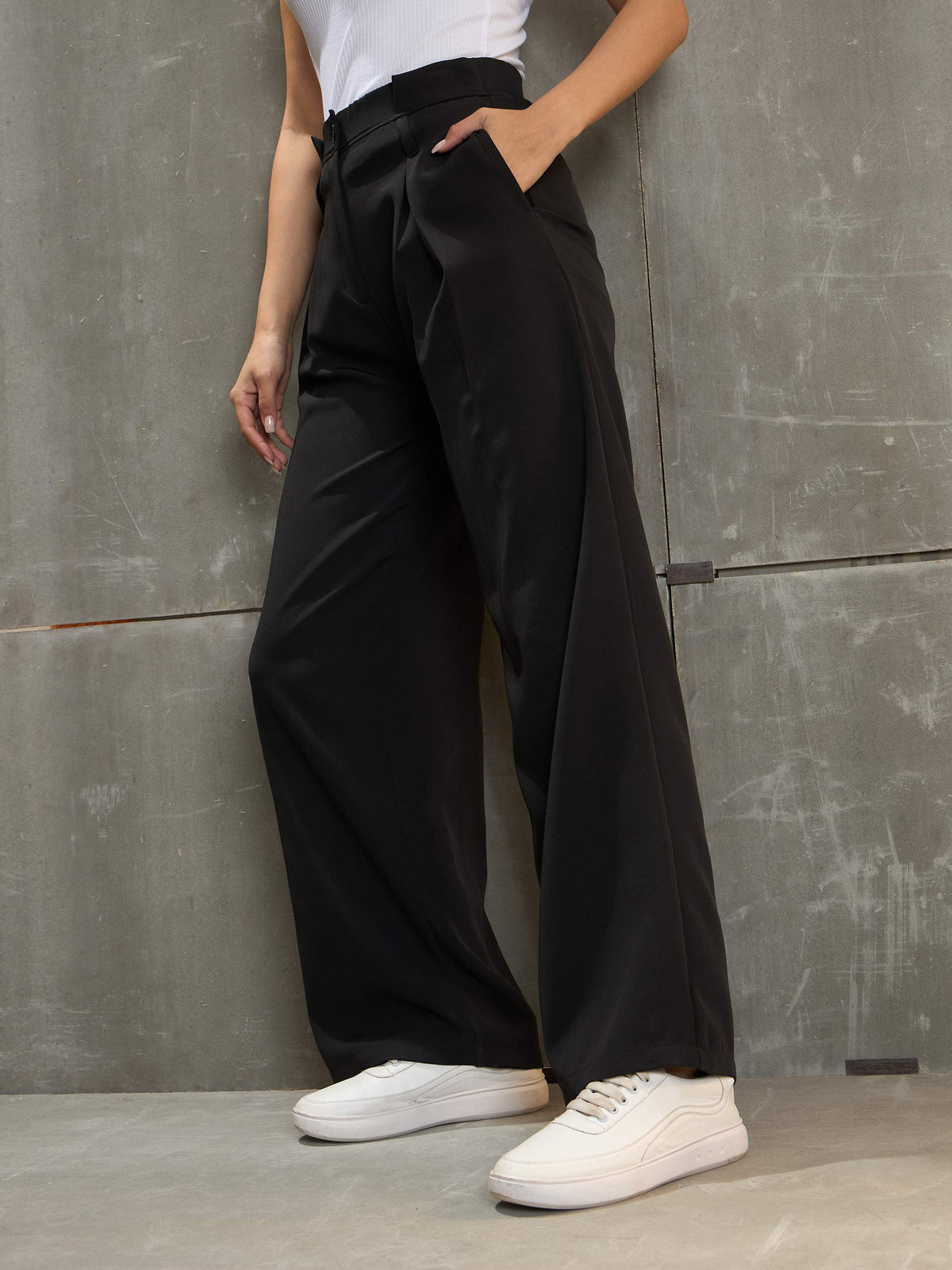 Black Front Pleated High Rise Pants-SASSAFRAS