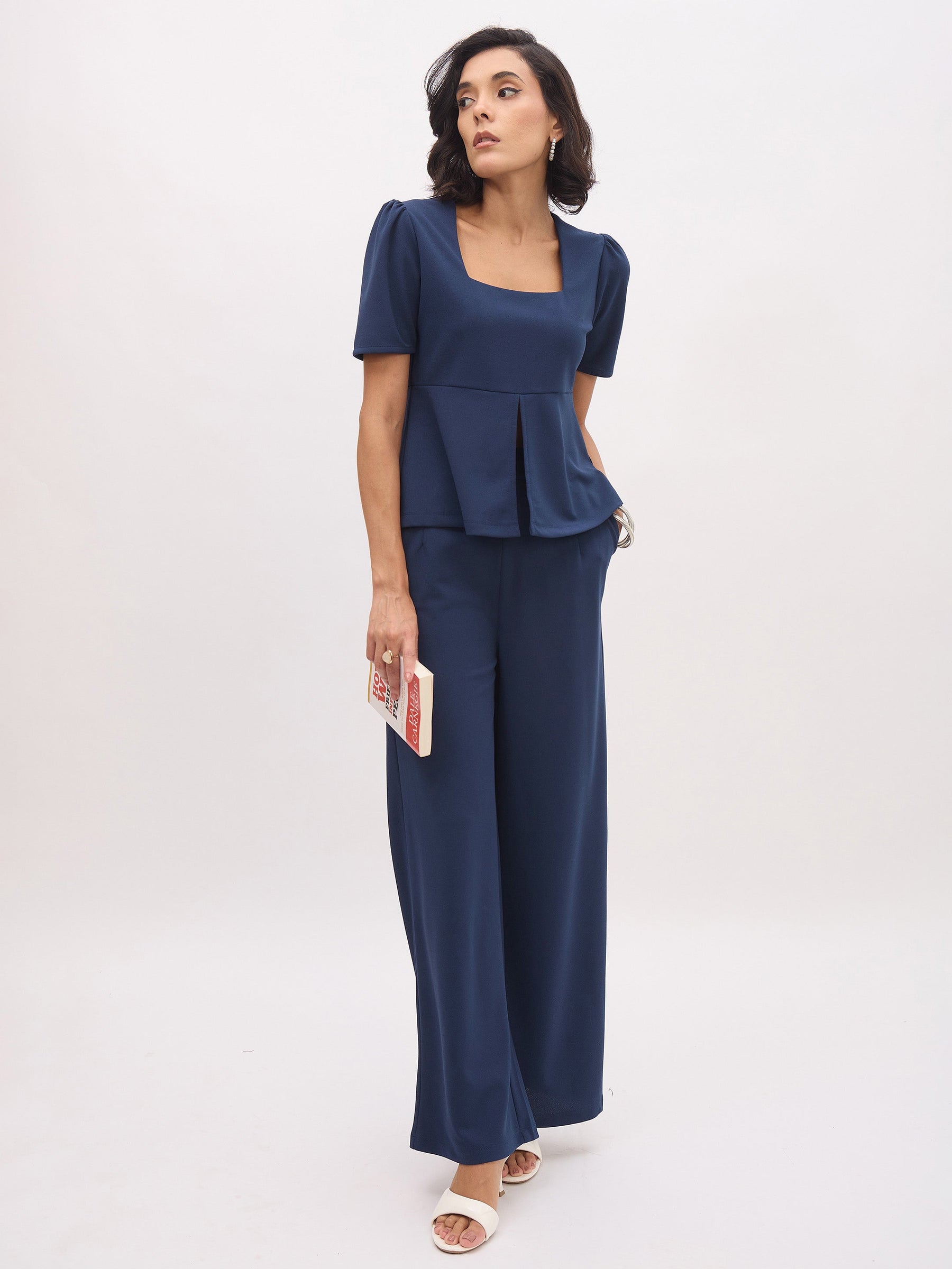Blue Cross Pocket Front Dart Straight Pants-SASSAFRAS worklyf