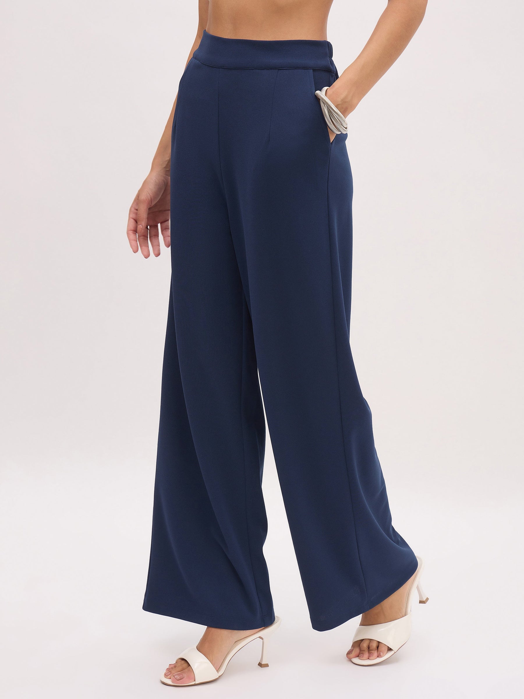 Blue Cross Pocket Front Dart Straight Pants-SASSAFRAS worklyf