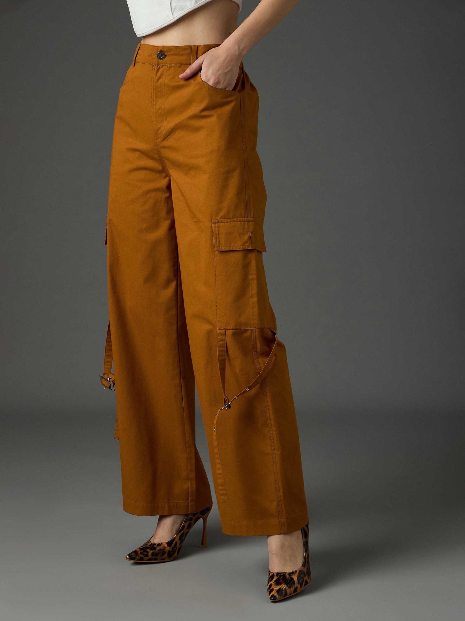 Tan Twill Pocket Loop Detail Cargo Pants-SASSAFRAS