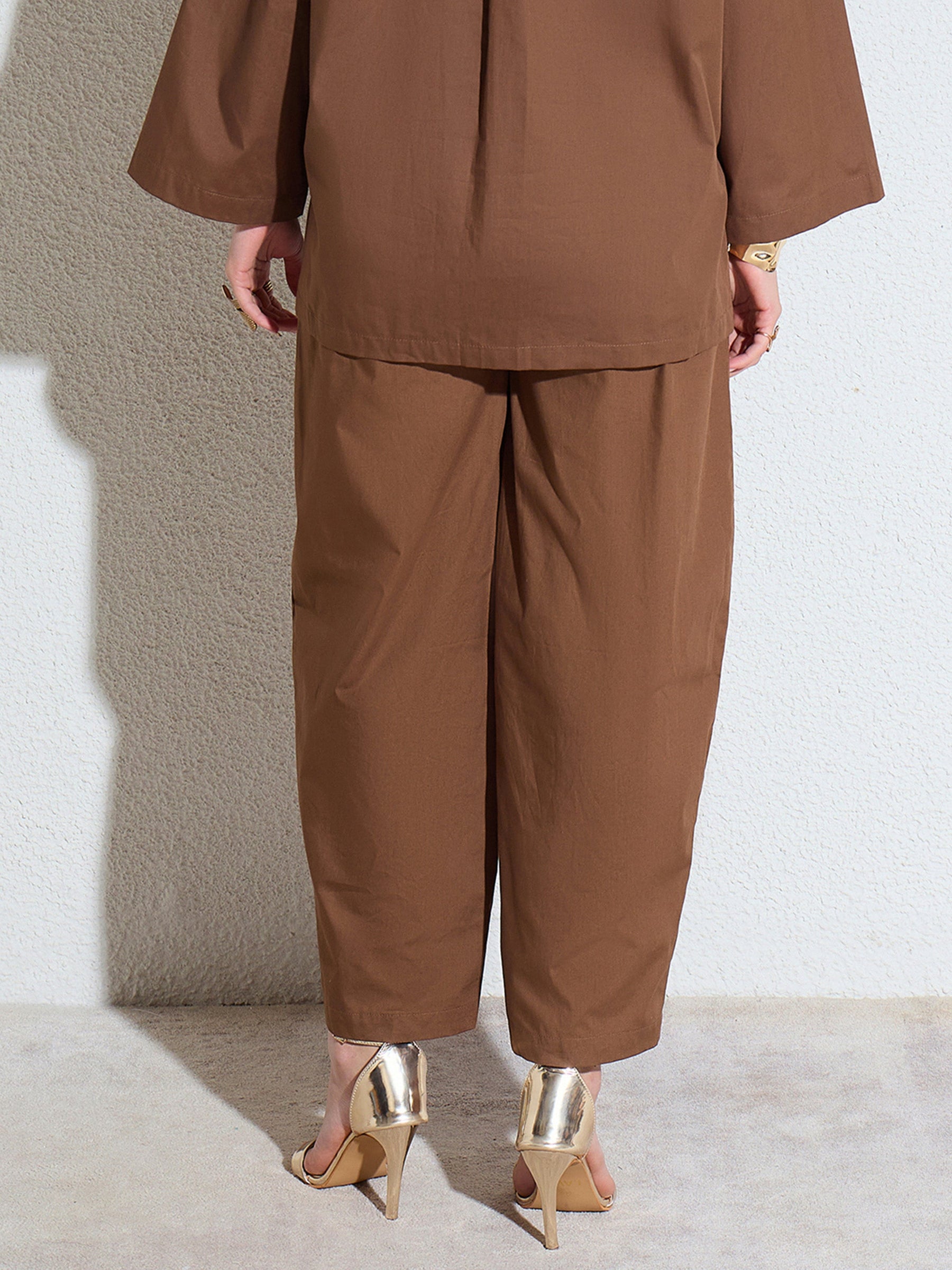 Brown Poplin Mom Fit Pants -SASSAFRAS