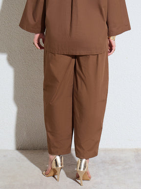 Brown Poplin Mom Fit Pants -SASSAFRAS