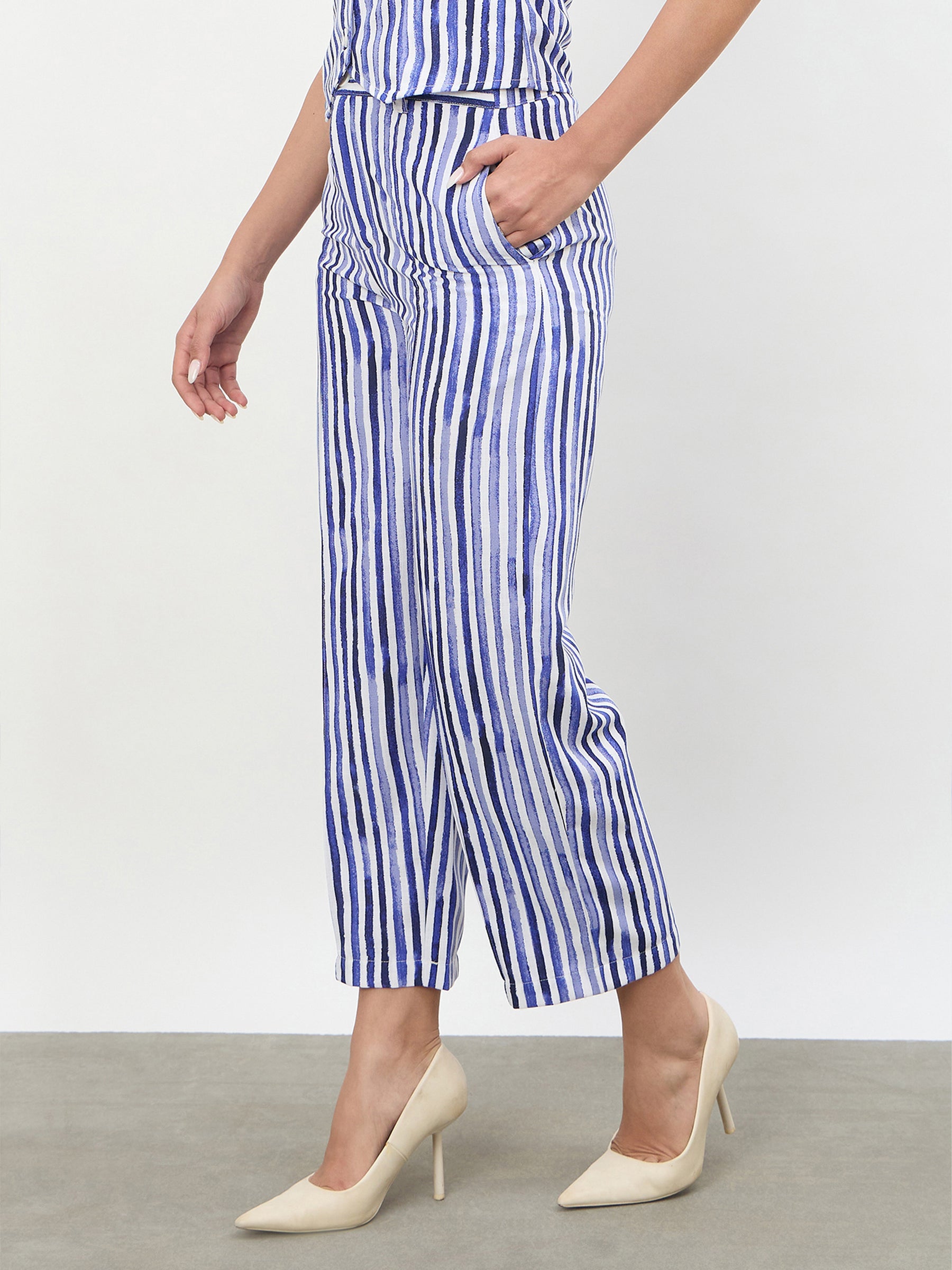 Blue Linen Striped Darted Slouchy Pants-SASSAFRAS worklyf