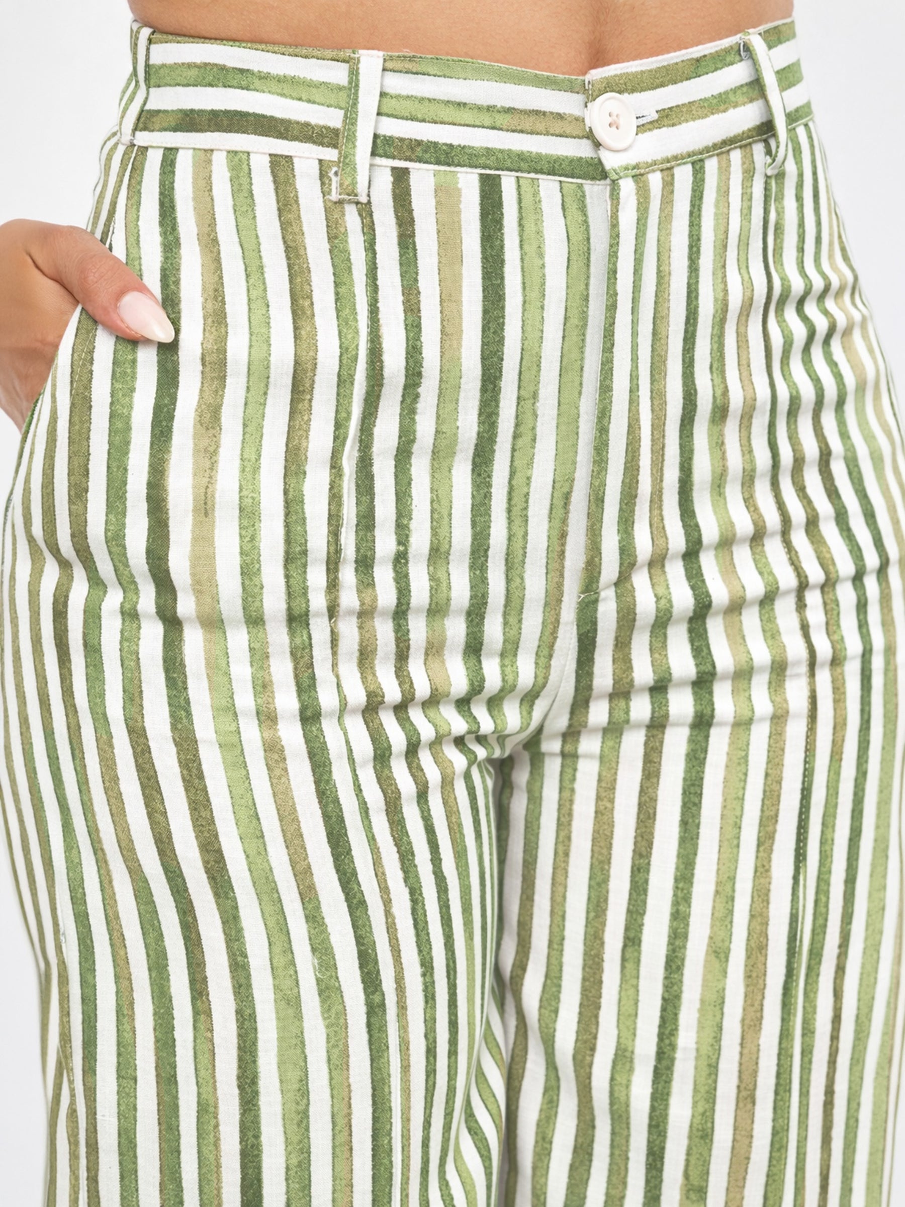 Green Linen Striped Darted Slouchy Pants-SASSAFRAS worklyf