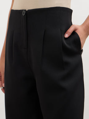 Black Dual-Dart No-waistband Mid Rise Korean Pants-SASSAFRAS