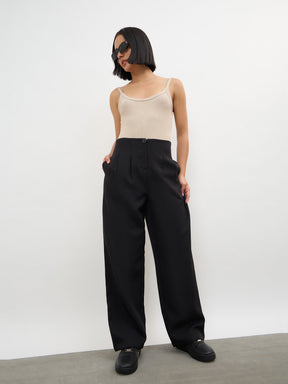 Women Black Dual-Dart No-waistband Mid Rise Korean Pants