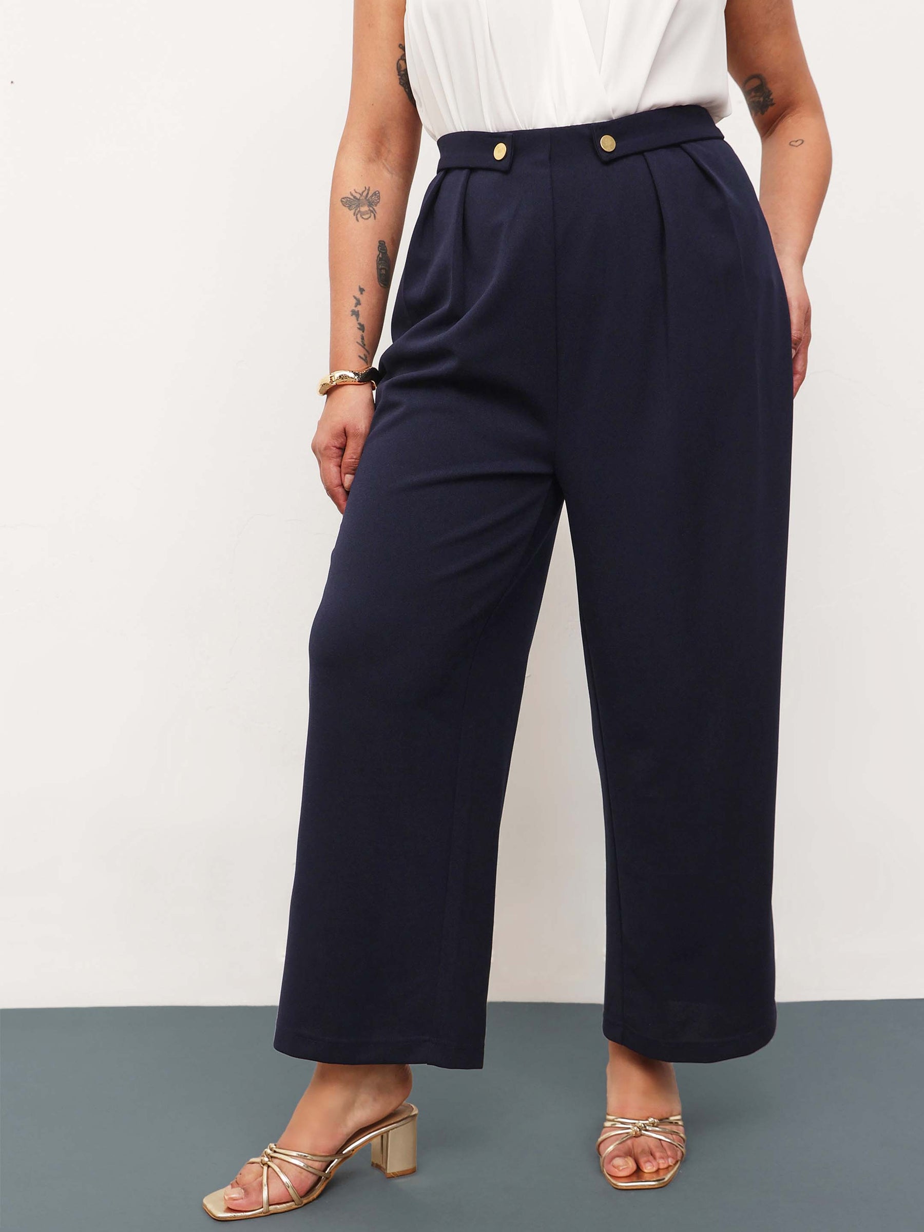Navy Front Pleated Straight Pants-SASSAFRAS Curve