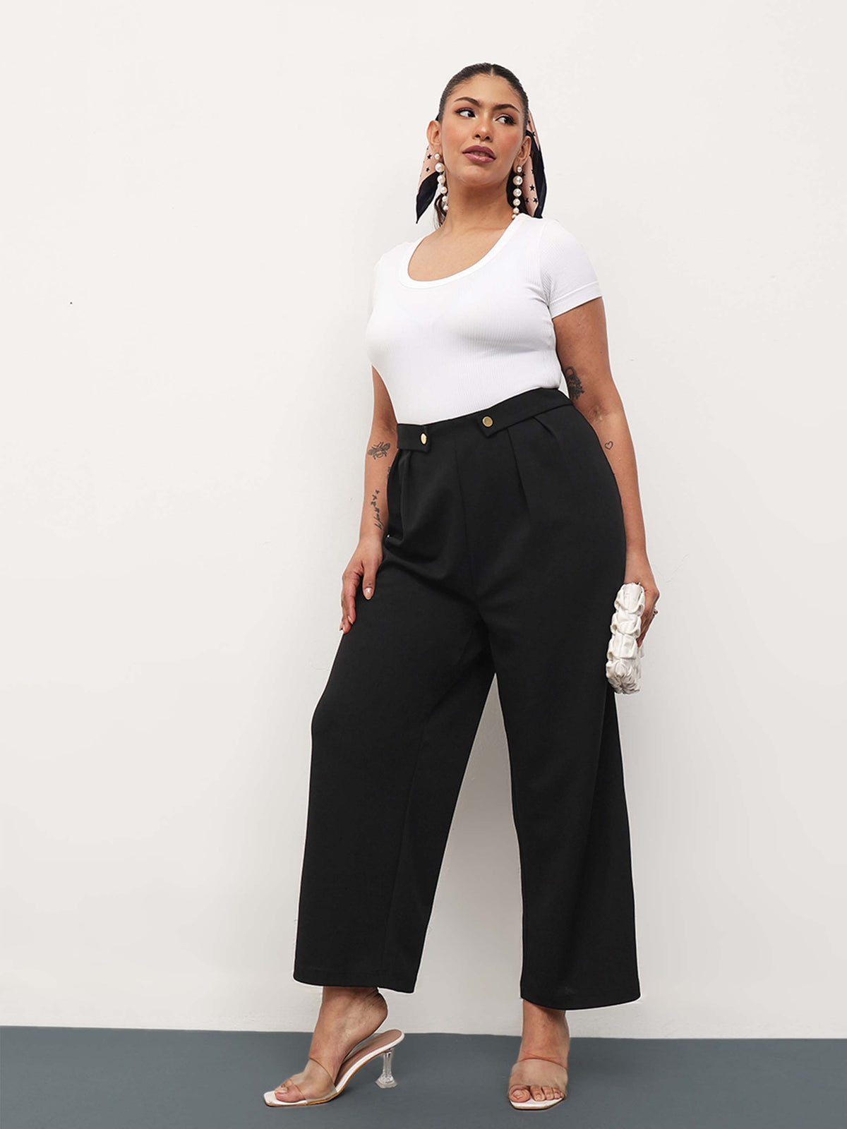 Black Front Pleated Straight Pants-SASSAFRAS Curve