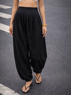 Women Black Front Pleated Balloon Pants