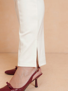 White Roma Side Slit Jegging-SASSAFRAS Curve