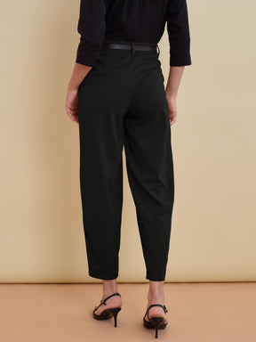 Black Front Darted Mom Fit Pants With PU belt-SASSAFRAS worklyf