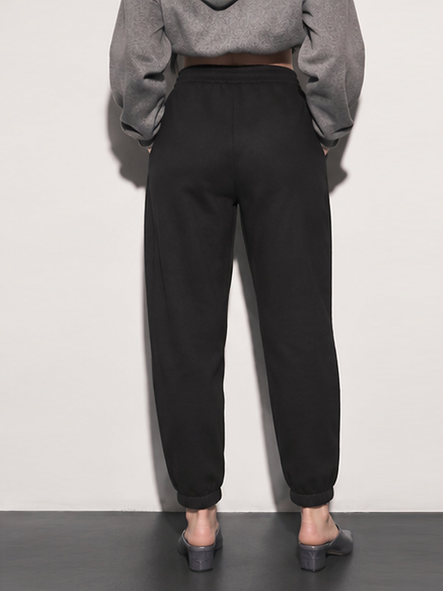 Black Fleece Jogger-SASSAFRAS