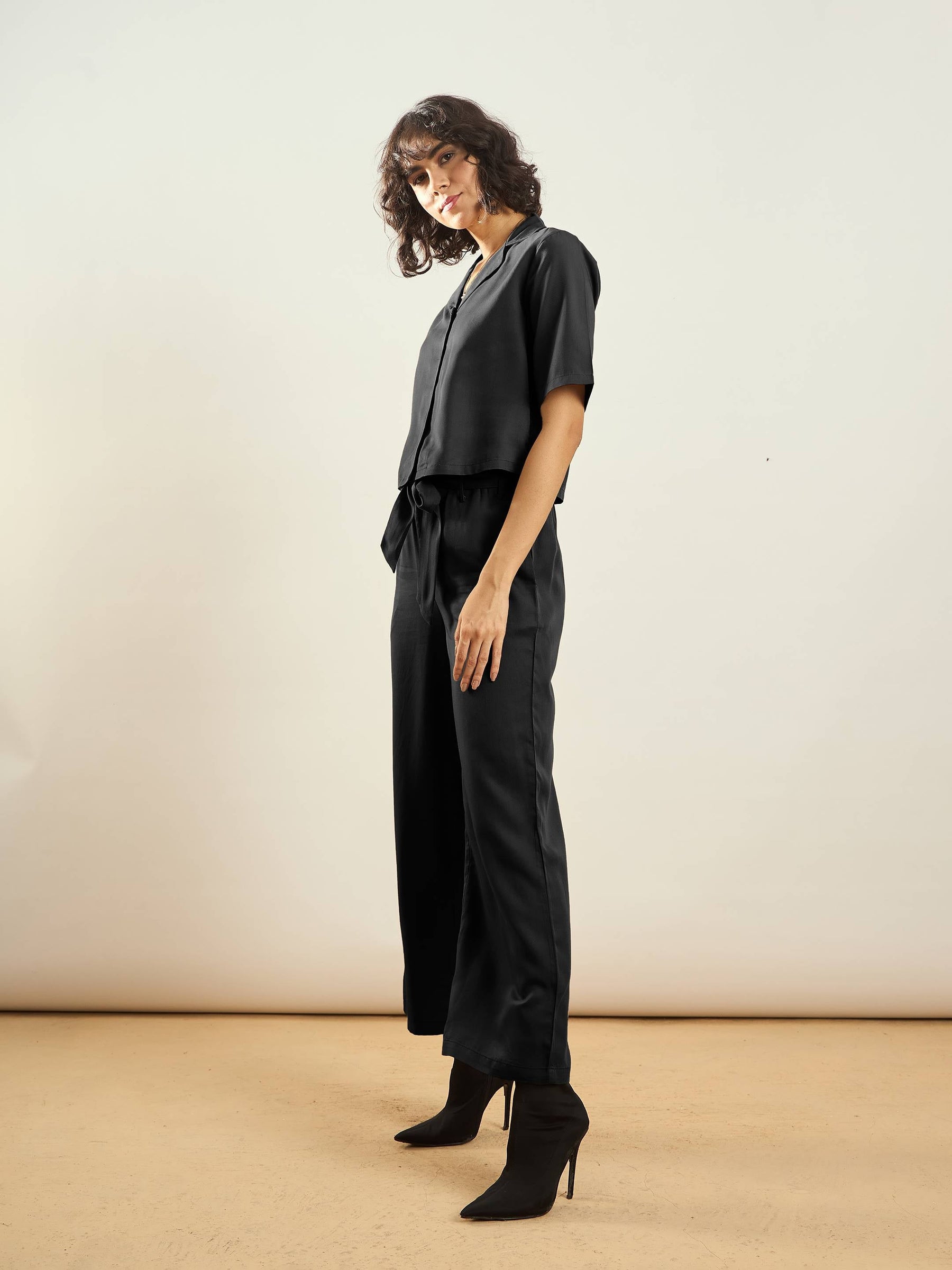 Black Notch Collar Shirt With Paperback Waist Pants-SASSAFRAS