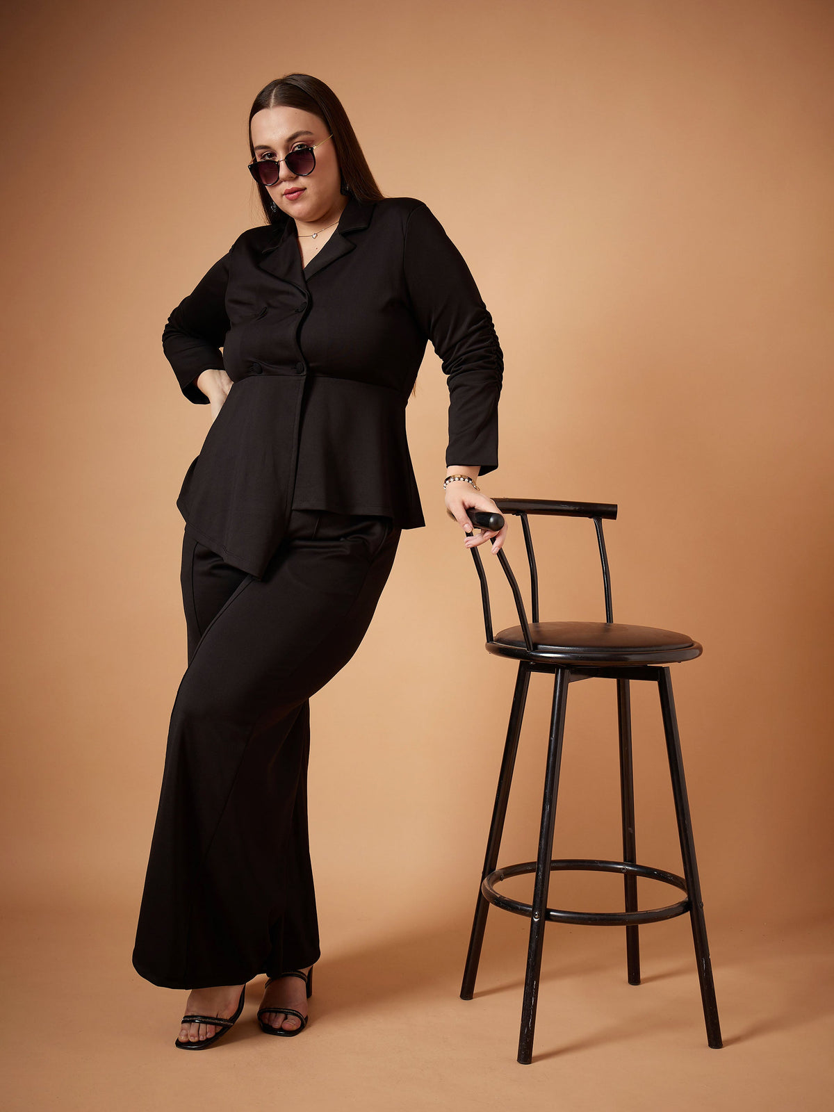 Black Ruched Sleeves Blazer With Straight Pants-SASSAFRAS Curve