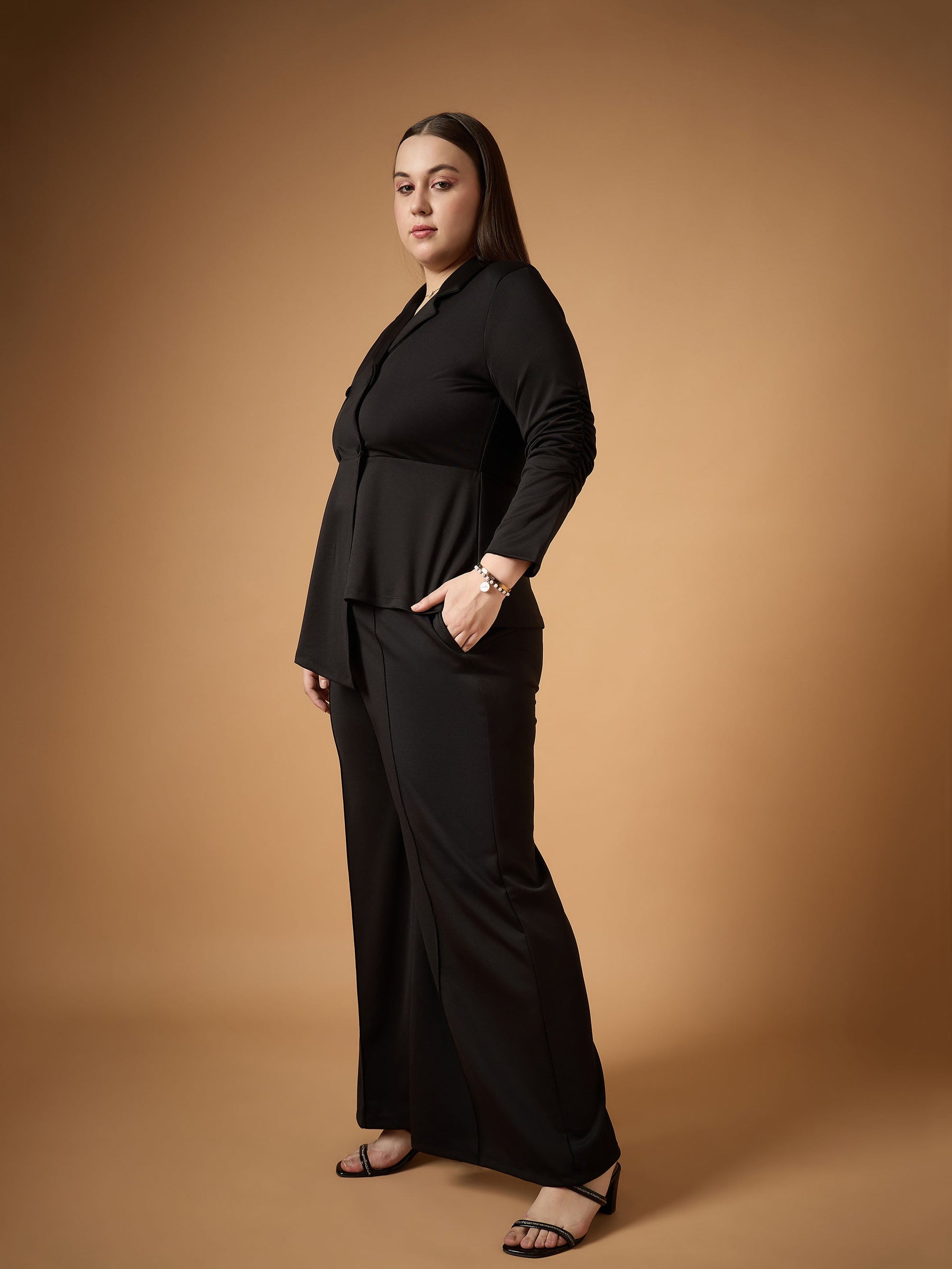 Black Ruched Sleeves Blazer With Straight Pants-SASSAFRAS Curve