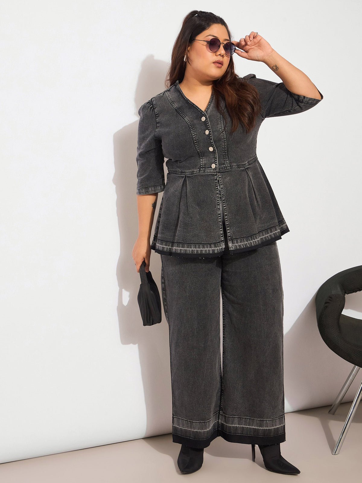 Black Denim Metal Button Peplum Top With Jeans-SASSAFRAS Curve