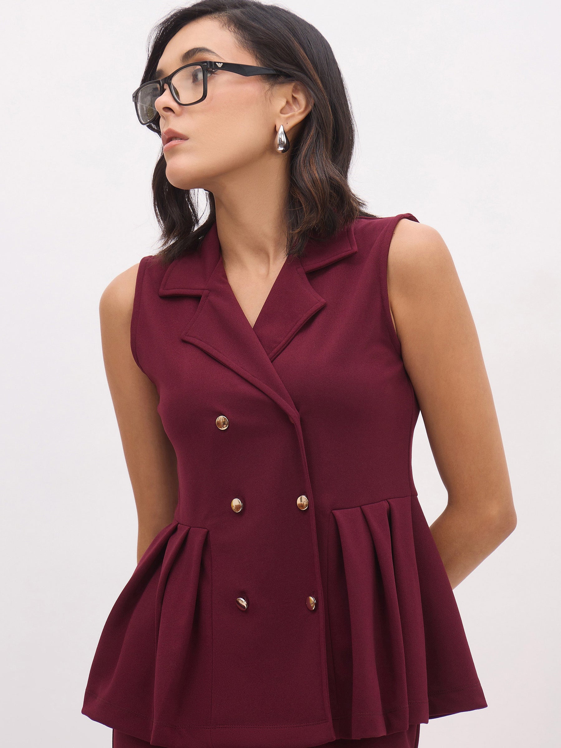 Burgundy Sleeveless Notched Button Top With Skirt-SASSAFRAS worklyf