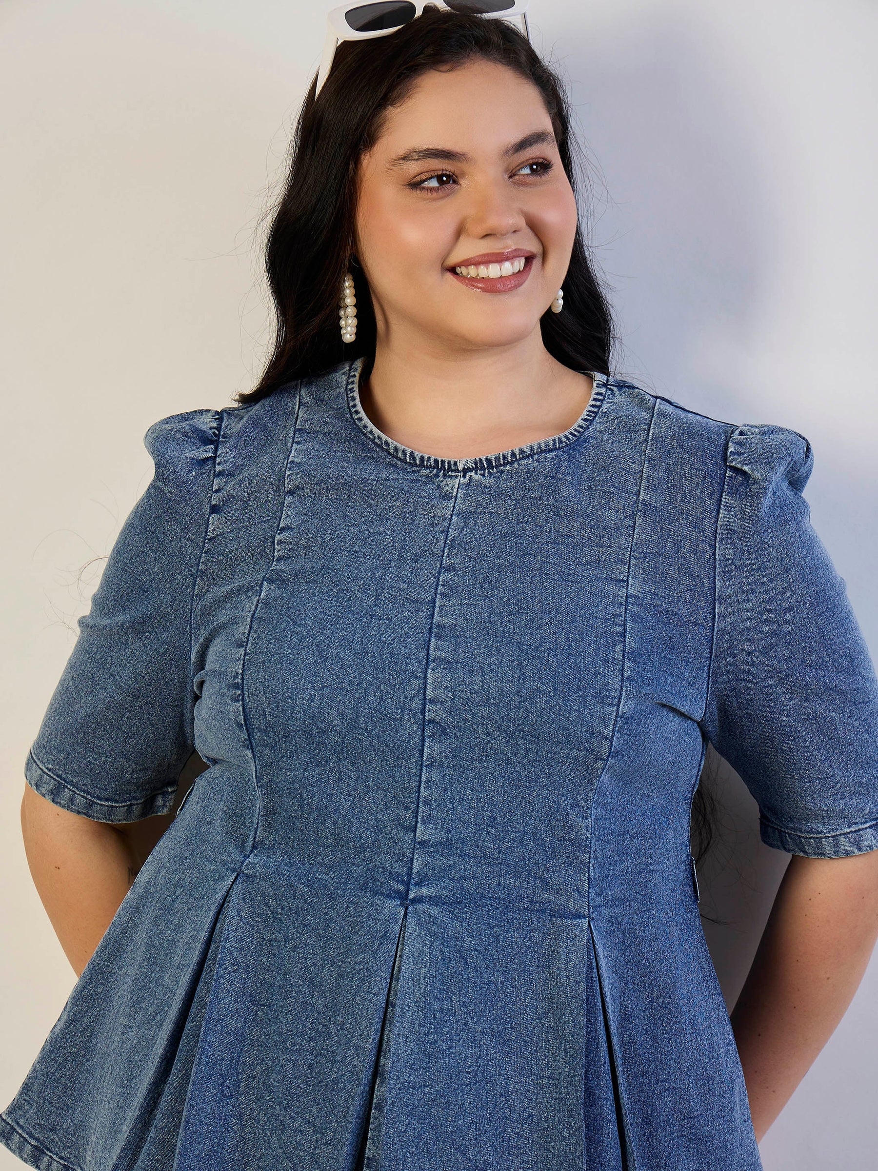 Ice Blue Wash Denim Peplum Top With Straight Jeans-SASSAFRAS CURVE