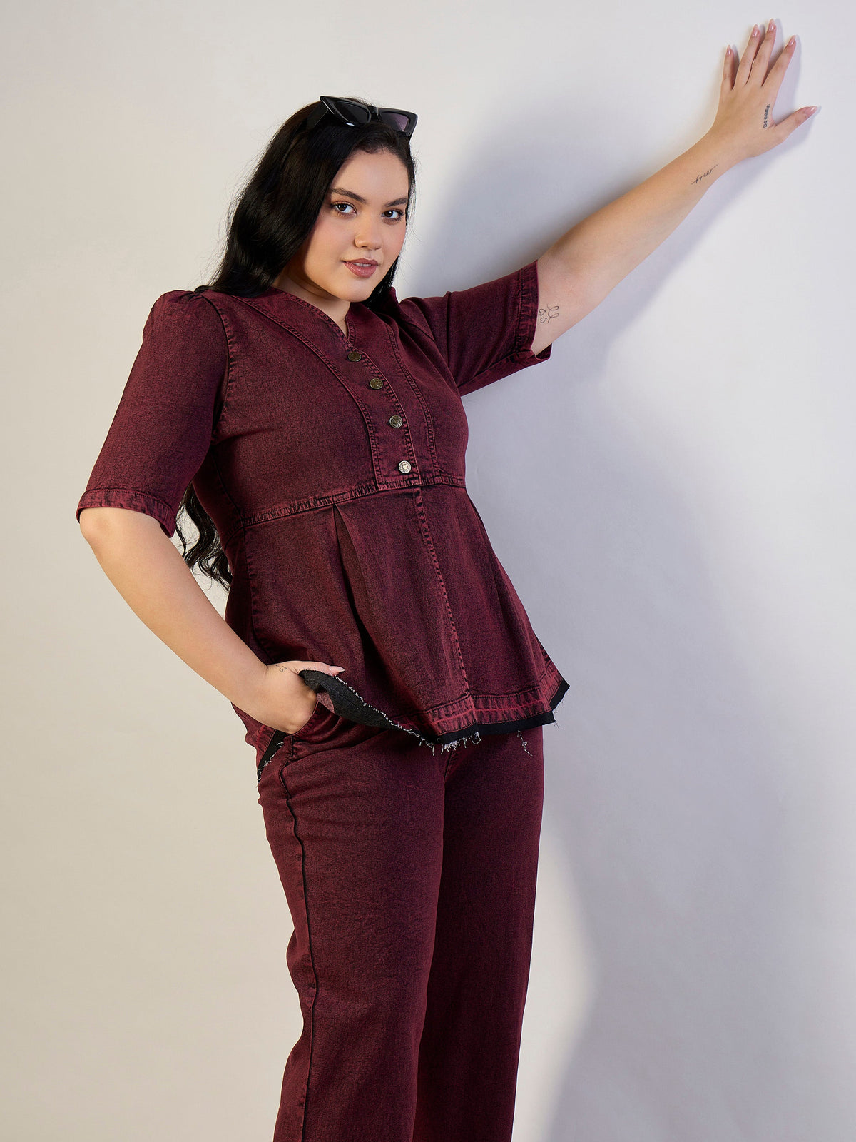 Red Wash Denim Metal Button Top With Jeans-SASSAFRAS CURVE