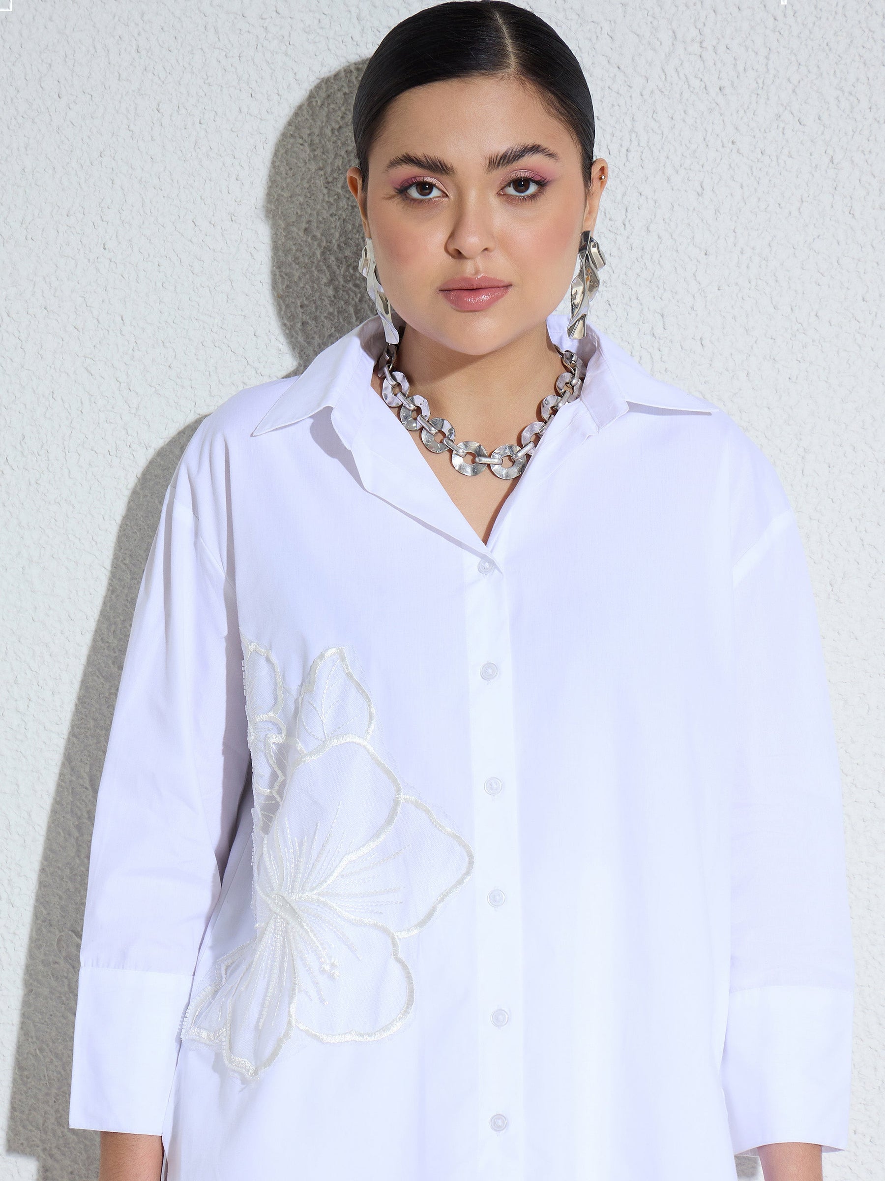 White Poplin Embellished Shirt With Paper Bag Shorts-SASSAFRAS