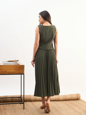 Olive Sleeveless Waistcoat With Midi Skirt-SASSAFRAS worklyf