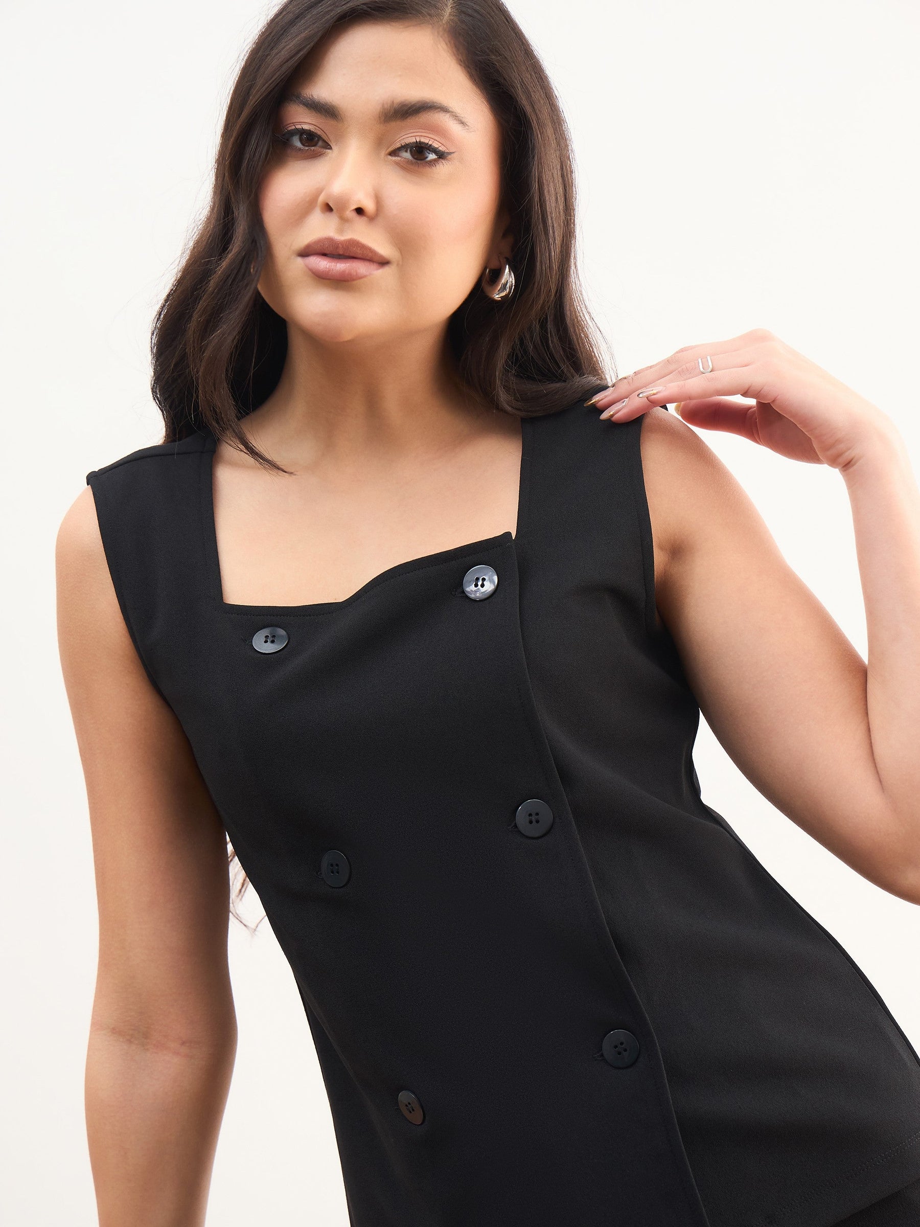 Black Sleeveless Button Top With Straight Pants-SASSAFRAS worklyf