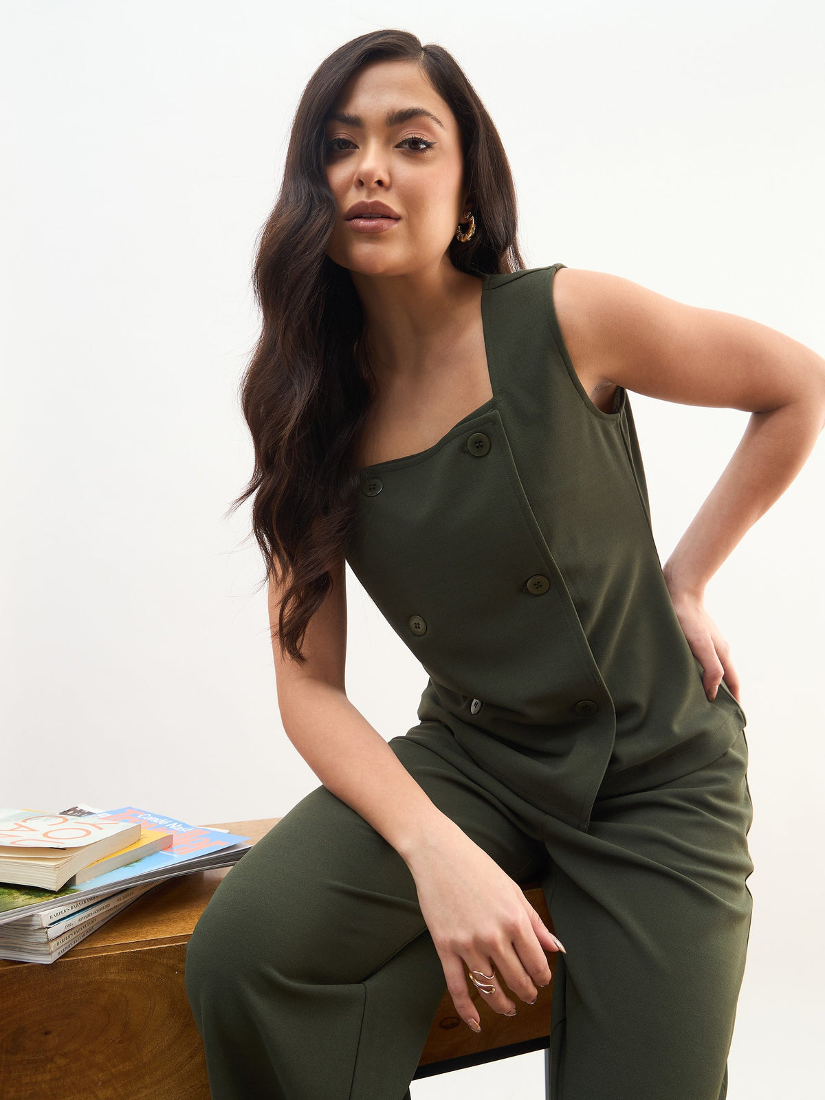 Olive Sleeveless Button Top With Straight Pants-SASSAFRAS worklyf