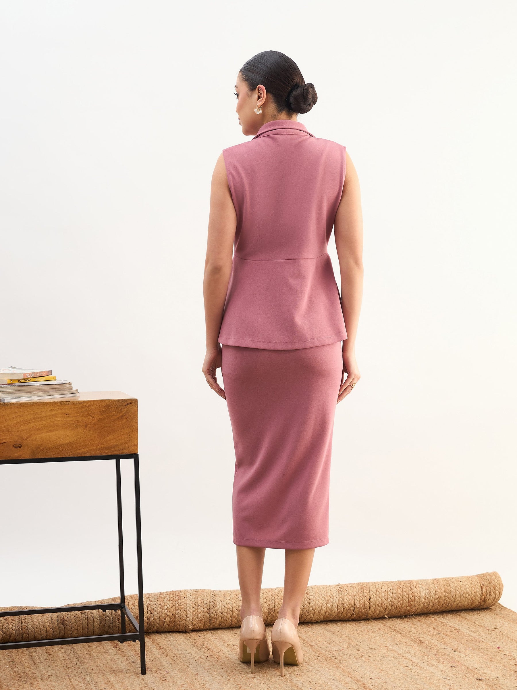 Pink Sleeveless Notched Button Top With Skirt-SASSAFRAS worklyf