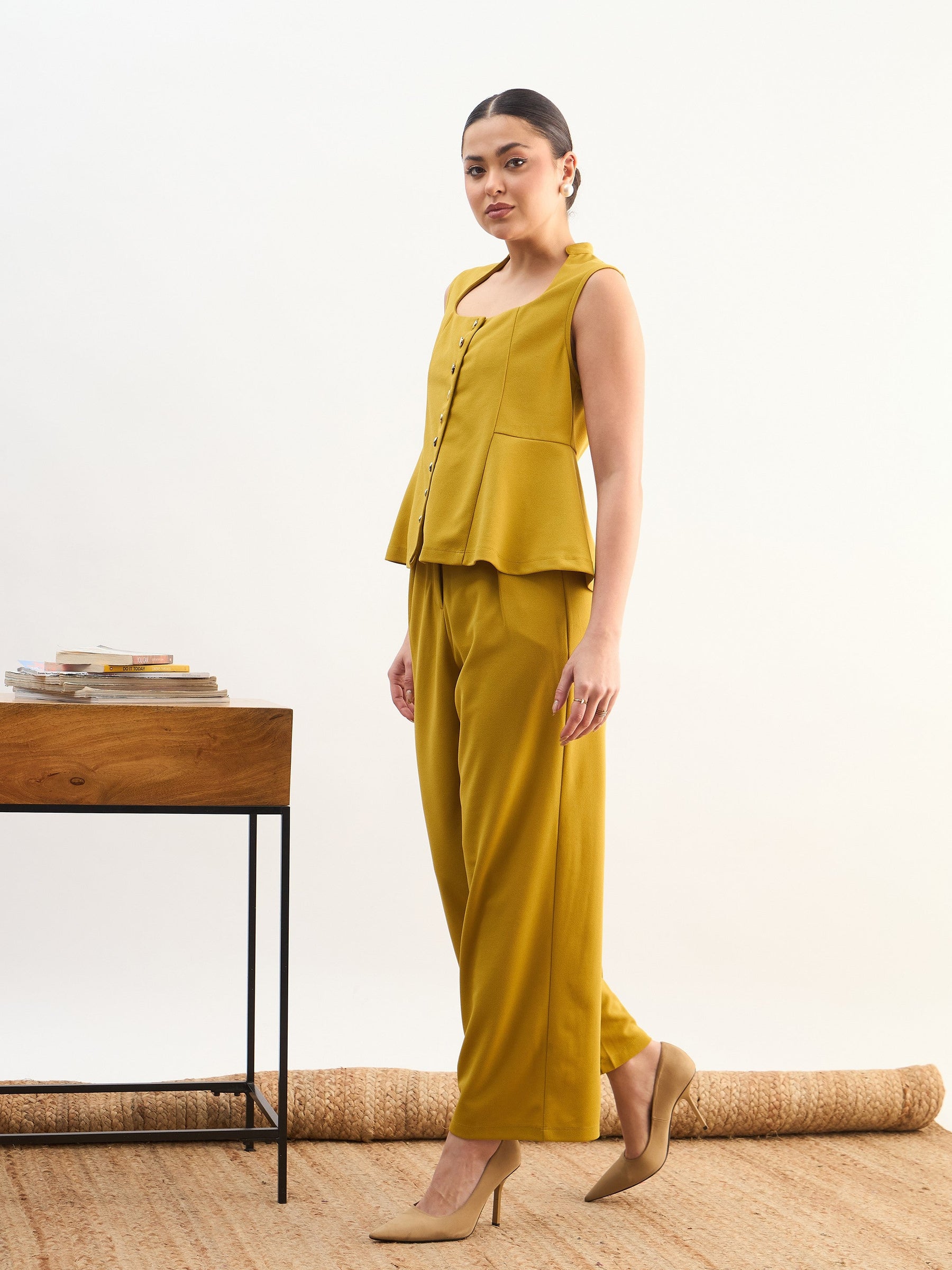 Lemon Rhombus Neck Top With Cross Pocket Pants-SASSAFRAS worklyf