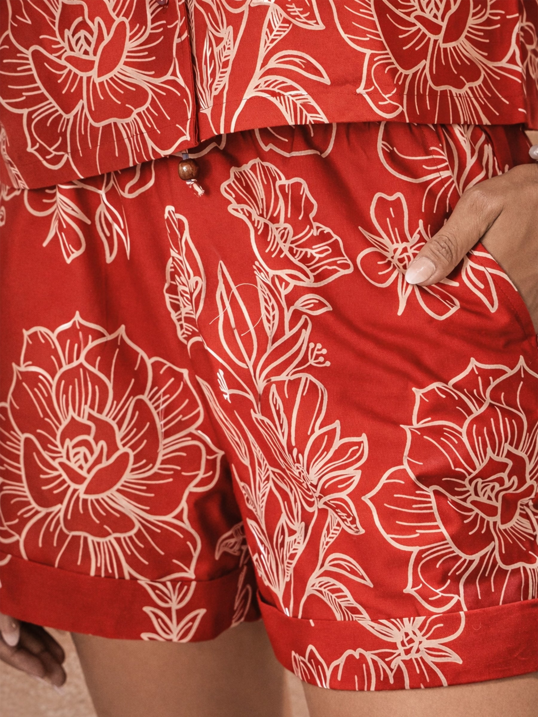 Red Poplin Floral Notch Collar Shirt With Shorts-Pink Paprika by SASSAFRAS